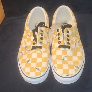 New Vans "Era" logo checks Size 7 and 11.5 or 8.5 and 13 women
